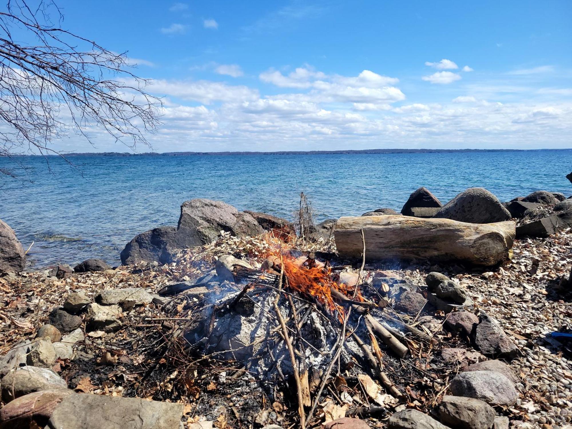 Unique Waterfront House With Private Beach Gananoque Exterior photo